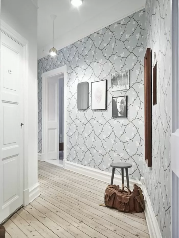 0 papier peint pour coloir sol en planchers clair idee deco couloir moderne.jpg